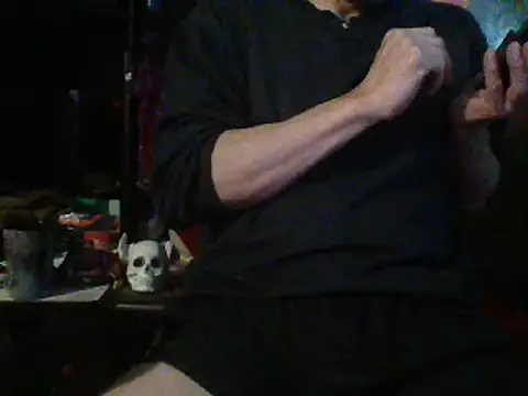 Snapshot of mrdemoncrowly chatting on February 12, 2025, 4:44 am mrdemoncrowly online show from February 12, 2025, 4:44 am