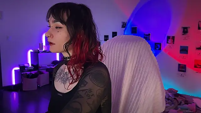 Snapshot of deadlysweet chatting on February 14, 2026, 3:51 am deadlysweet online show from February 14, 2026, 3:51 am