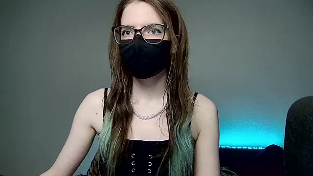 amber candyfloss online show from November 1, 2025, 12:50 am