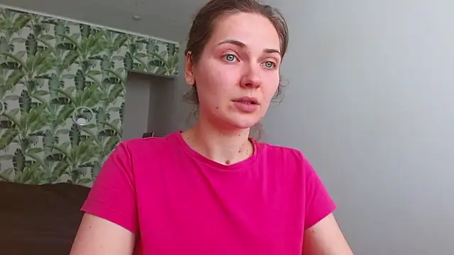 Snapshot of Olivia_shine chatting on March 29, 2026, 7:32 am Olivia shine online show from March 29, 2026, 7:32 am
