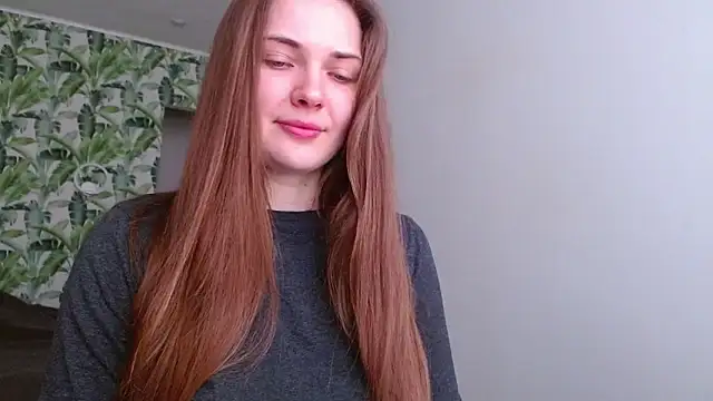 Snapshot of Olivia_shine chatting on February 2, 2026, 5:28 am Olivia shine online show from February 2, 2026, 5:28 am