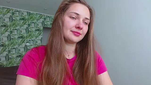 Snapshot of Olivia_shine chatting on May 30, 2026, 4:19 am Olivia shine online show from May 30, 2026, 4:19 am