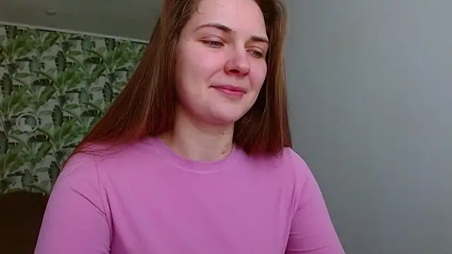 Snapshot of Olivia_shine chatting on February 21, 2026, 5:20 am Olivia shine online show from February 21, 2026, 5:20 am