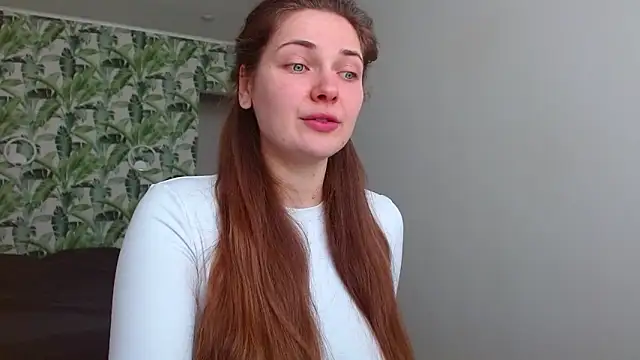 Snapshot of Olivia_shine chatting on March 10, 2026, 5:22 am Olivia shine online show from March 10, 2026, 5:22 am