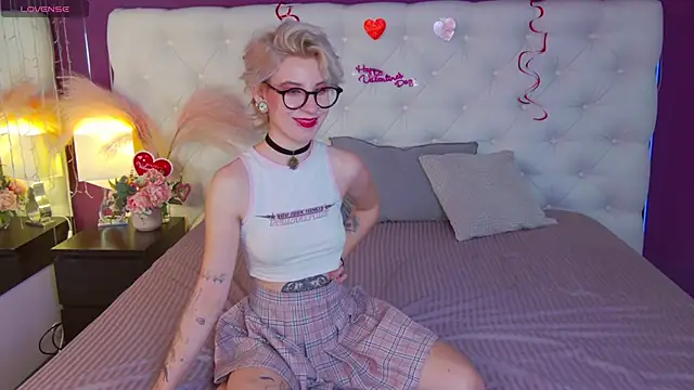 Snapshot of _Moonlight_t chatting on February 25, 2025, 1:00 pm Moonlight t online show from February 25, 2025, 1:00 pm