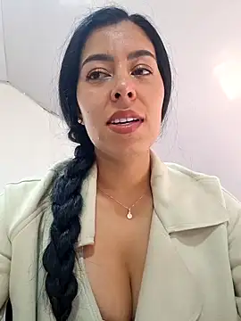 Emily Wane online show from May 14, 2026, 5:32 pm