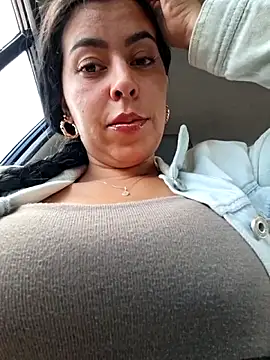 Emily Wane online show from April 23, 2026, 4:52 pm