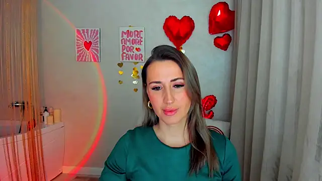 PassionGlow online show from February 18, 2026, 3:26 am