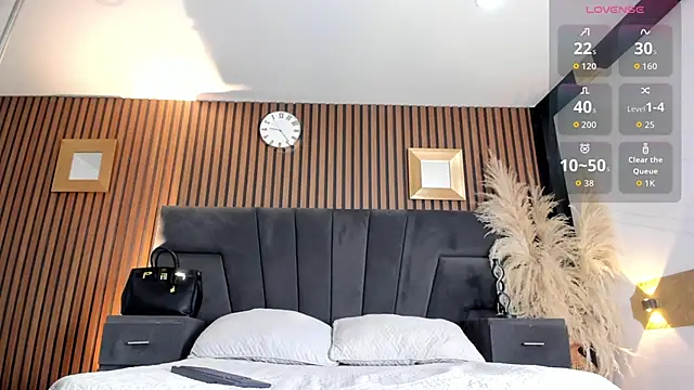 MeganFoxxi  online show from February 12, 2026, 8:41 pm