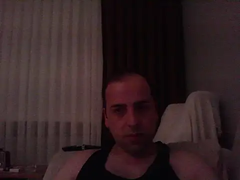 Snapshot of Yldrmm_9553 chatting on June 21, 2026, 8:36 pm Yldrmm 9553 online show from June 21, 2026, 8:36 pm