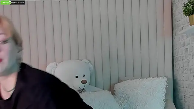 Snapshot of RachelCart chatting on November 17, 2025, 3:10 am RachelCart online show from November 17, 2025, 3:10 am