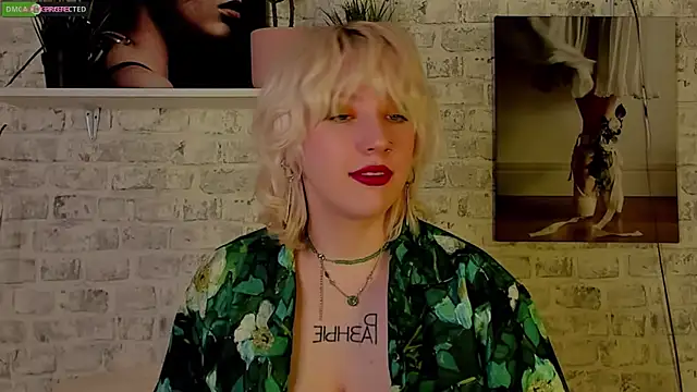 Snapshot of RachelCart chatting on February 28, 2025, 3:37 am RachelCart online show from February 28, 2025, 3:37 am