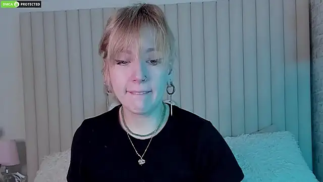 Snapshot of RachelCart chatting on November 21, 2025, 3:05 am RachelCart online show from November 21, 2025, 3:05 am