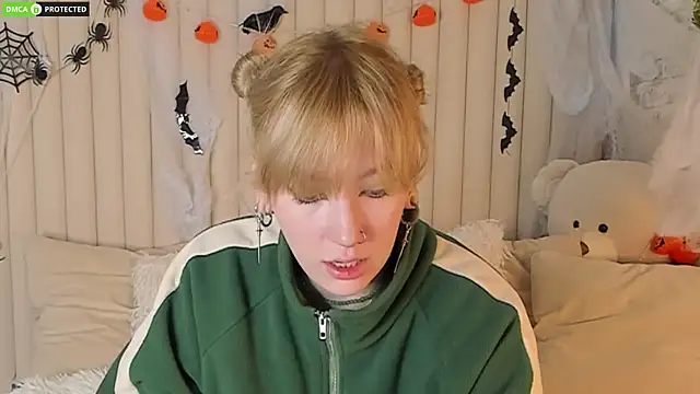 Snapshot of RachelCart chatting on October 24, 2025, 3:05 am RachelCart online show from October 24, 2025, 3:05 am