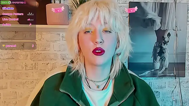 Snapshot of RachelCart chatting on March 3, 2025, 6:42 am RachelCart online show from March 3, 2025, 6:42 am