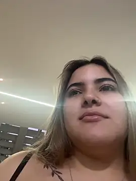 Snapshot of EVELIN_MASON chatting on June 9, 2026, 12:22 am EVELIN MASON online show from June 9, 2026, 12:22 am