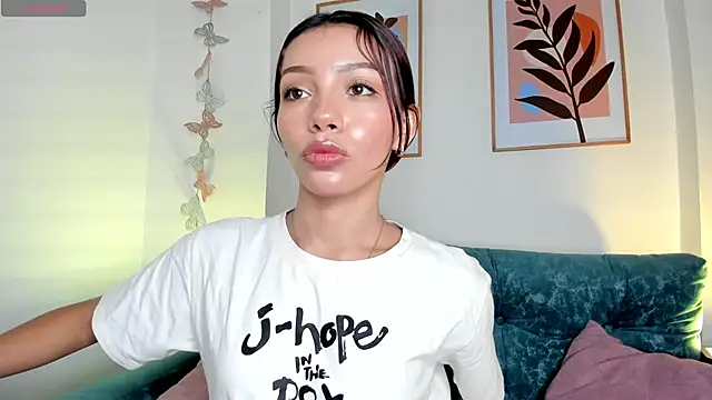 Snapshot of amysc chatting on March 1, 2025, 1:51 pm amysc online show from March 1, 2025, 1:51 pm