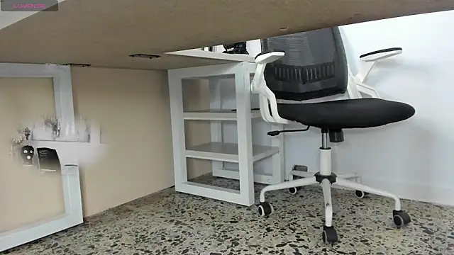 shaaroon gold online show from March 3, 2026, 9:11 pm