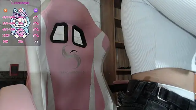 Snapshot of Sally23_ chatting on February 19, 2026, 1:52 pm Sally23 online show from February 19, 2026, 1:52 pm