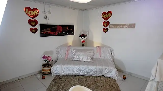 Snapshot of lollita_23_ chatting on April 13, 2026, 8:13 pm lollita 23 online show from April 13, 2026, 8:13 pm