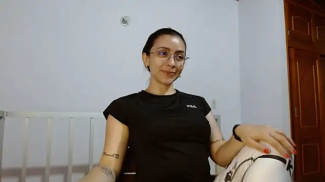 jazzhot13 online show from March 5, 2025, 10:43 pm