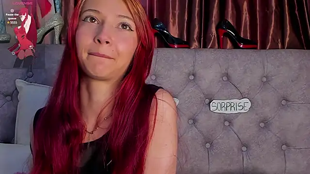  Scarlett 01 online show from September 15, 2025, 1:11 pm