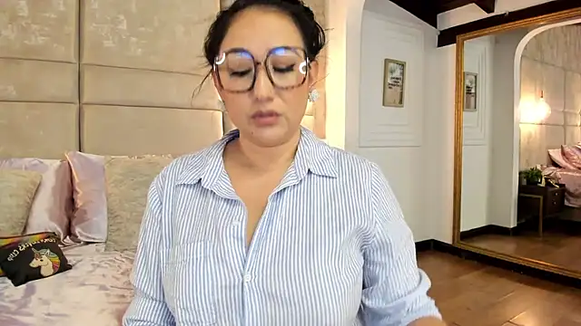 Snapshot of Victoria-Harper chatting on March 10, 2025, 12:49 pm Victoria-Harper online show from March 10, 2025, 12:49 pm