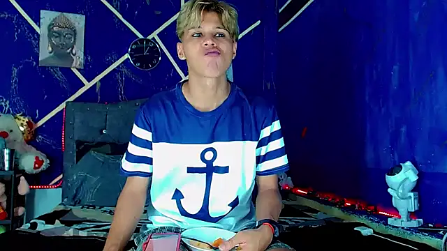 Liamscott  online show from June 4, 2026, 4:55 pm