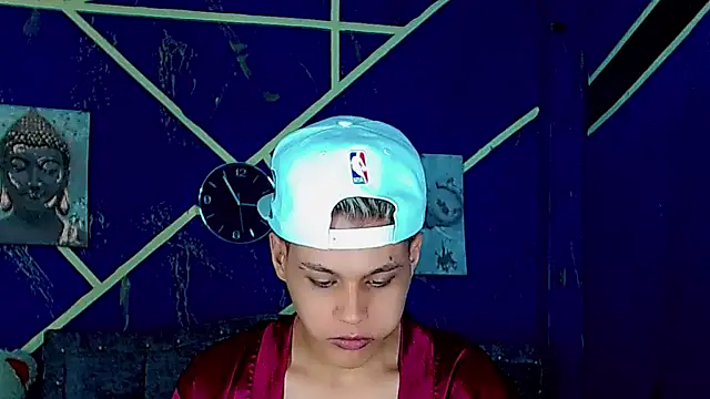 Liamscott  online show from May 11, 2026, 7:55 pm