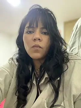 JulianaCastillo online show from September 10, 2025, 1:59 am