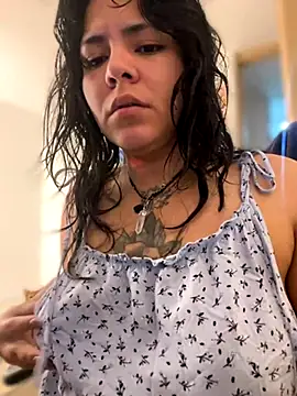 JulianaCastillo online show from September 26, 2025, 2:29 am