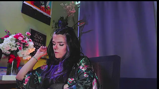 purple em69 online show from February 21, 2026, 4:58 am