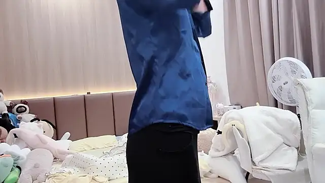 Snapshot of Jennie_Spa chatting on December 15, 2025, 2:34 pm Jennie Spa online show from December 15, 2025, 2:34 pm