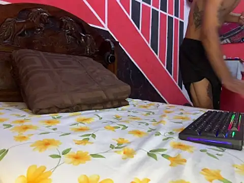 tanned boy online show from May 22, 2026, 3:10 pm