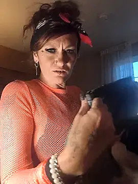 renegade vyxxen online show from April 16, 2026, 1:39 am