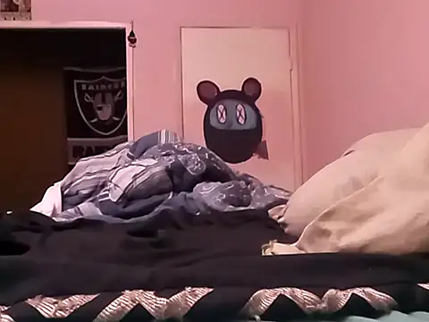 Snapshot of Blkstylion chatting on March 27, 2026, 8:43 pm Blkstylion online show from March 27, 2026, 8:43 pm