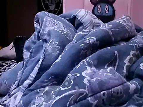 Snapshot of Blkstylion chatting on March 7, 2026, 4:01 pm Blkstylion online show from March 7, 2026, 4:01 pm