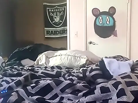 Snapshot of Blkstylion chatting on March 11, 2026, 8:03 pm Blkstylion online show from March 11, 2026, 8:03 pm