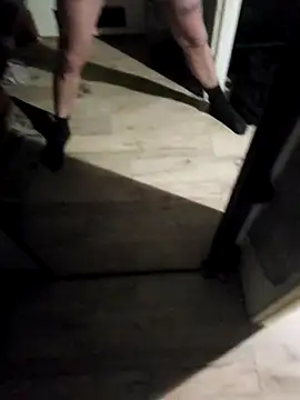 Snapshot of bigwhitecock997 chatting on February 9, 2025, 3:32 am bigwhitecock997 online show from February 9, 2025, 3:32 am