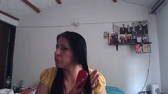 Snapshot of LucifernandaSw chatting on March 6, 2025, 4:49 pm LucifernandaSw online show from March 6, 2025, 4:49 pm