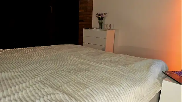 Snapshot of Rachel_Rey chatting on February 19, 2026, 6:27 pm Rachel Rey online show from February 19, 2026, 6:27 pm