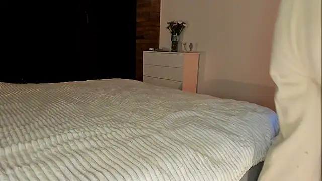 Snapshot of Rachel_Rey chatting on February 17, 2026, 6:49 pm Rachel Rey online show from February 17, 2026, 6:49 pm