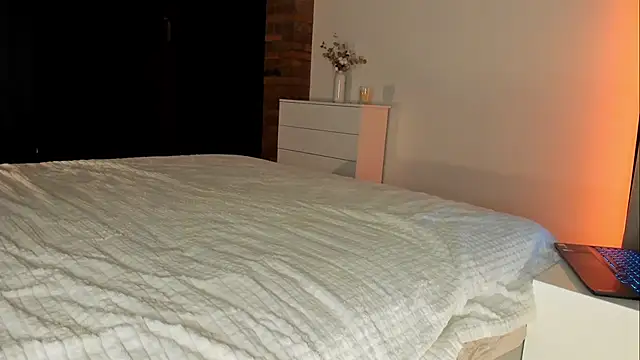 Rachel Rey online show from November 19, 2025, 6:08 pm