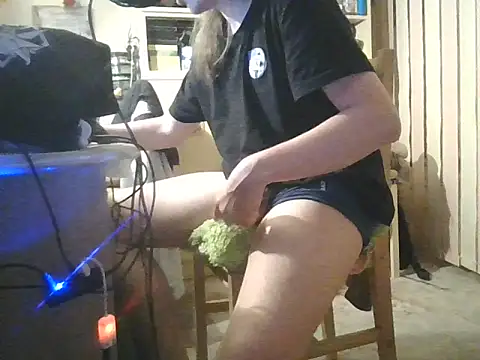 Davideksexy online show from June 8, 2026, 6:52 pm