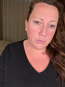 xsexycurvymilf online show from February 11, 2026, 3:12 pm