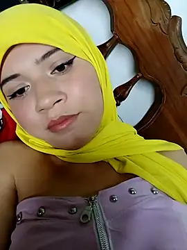 hanaa 18 online show from February 11, 2025, 2:35 am