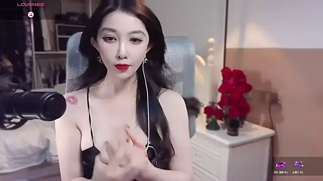 Snapshot of vyizh- chatting on February 23, 2025, 5:45 am vyizh- online show from February 23, 2025, 5:45 am