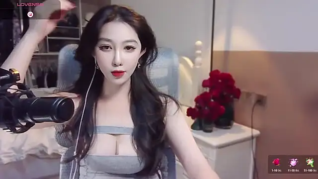 Snapshot of vyizh- chatting on March 2, 2025, 1:42 pm vyizh- online show from March 2, 2025, 1:42 pm