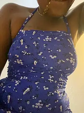 Dellah26 online show from November 28, 2025, 10:48 am