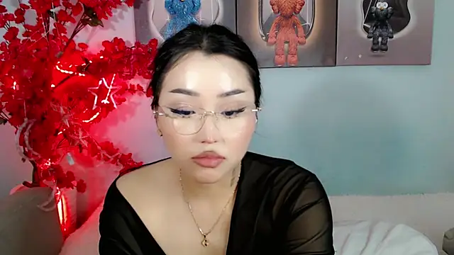 Snapshot of ichiben chatting on April 28, 2026, 2:27 am ichiben online show from April 28, 2026, 2:27 am